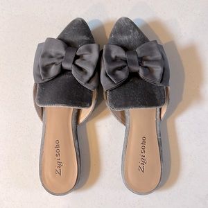 Zigi soho Carlyne Grey velvet mules. GREAT for the Holidays!!!